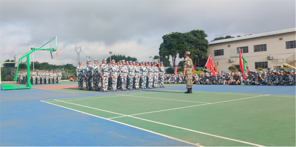 南宁教学点|2023级新生军事训练汇报表演暨总结表彰大会圆满落幕