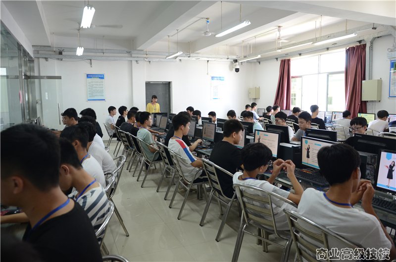 广西商业技师学院开展2018年国家网络安全宣传周系列活动